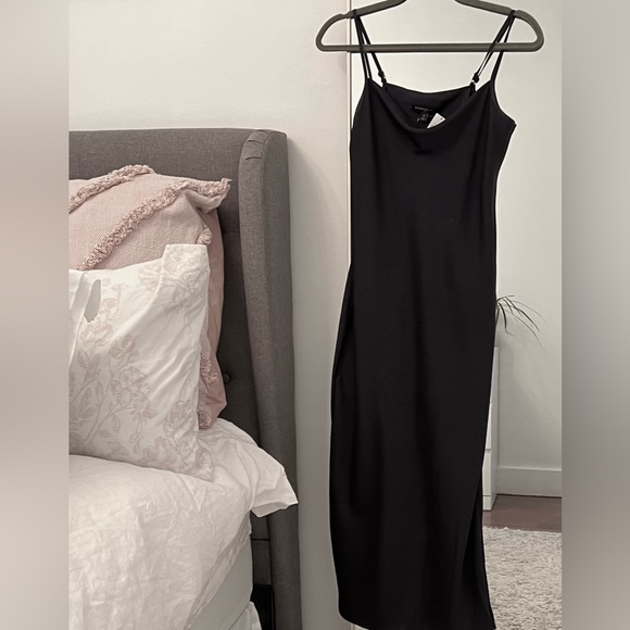 Banana republic slip dress - Picture 3 of 5